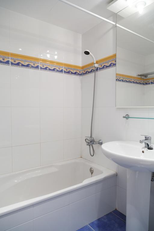 Uhc Rhin-Danubio Apartments 살루 외부 사진