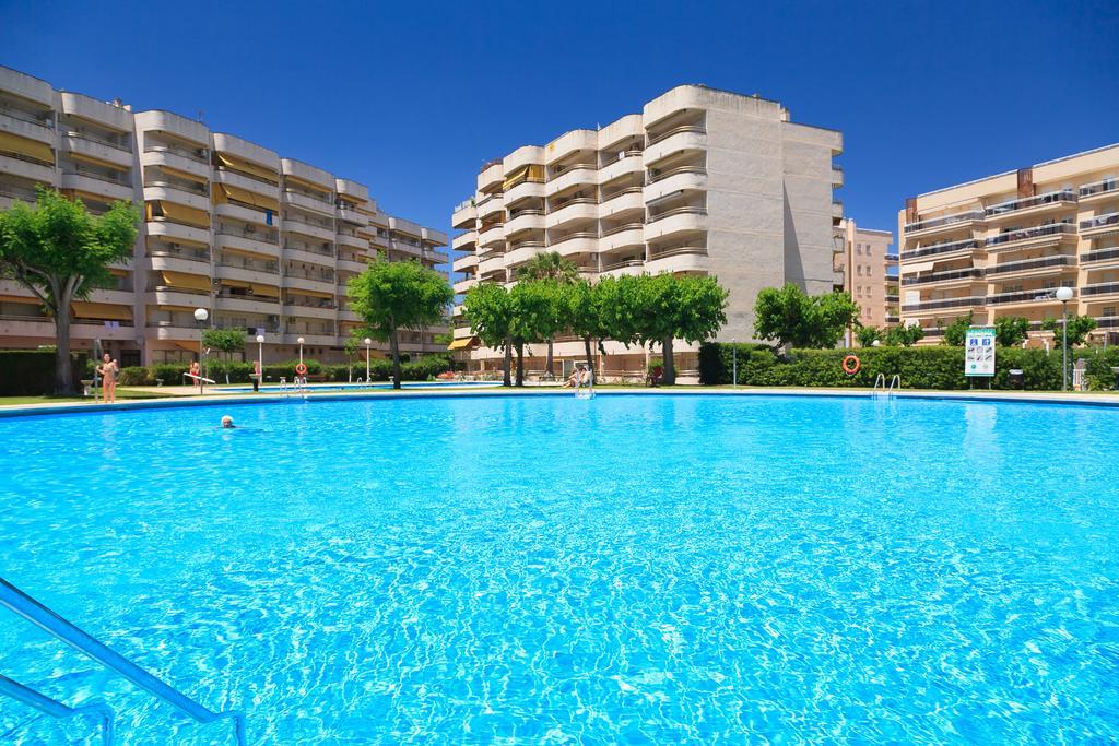 Uhc Rhin-Danubio Apartments 살루 외부 사진